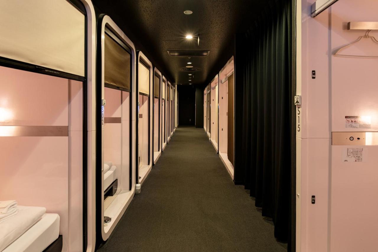 First Cabin Haneda Terminal 1 Токио Экстерьер фото
