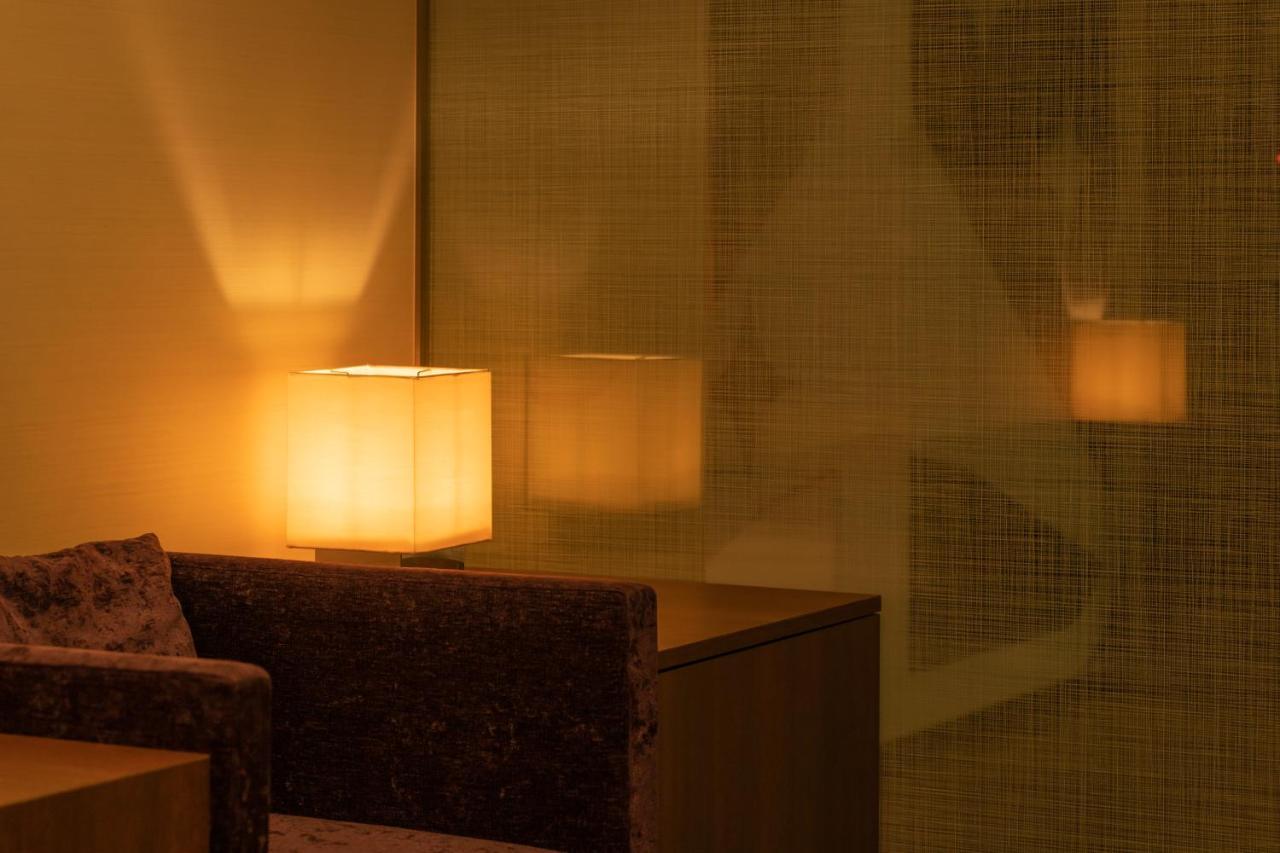 First Cabin Haneda Terminal 1 Токио Экстерьер фото