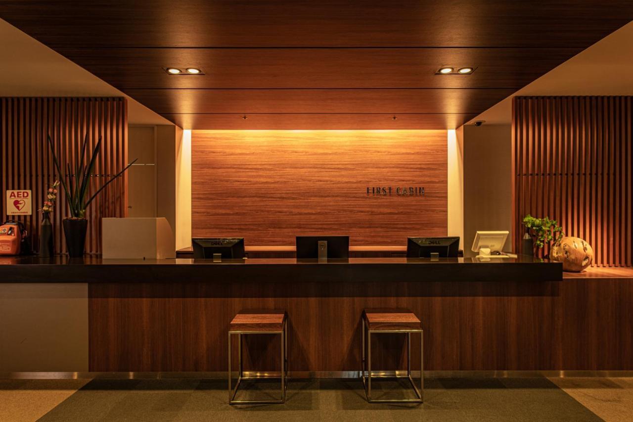 First Cabin Haneda Terminal 1 Токио Экстерьер фото
