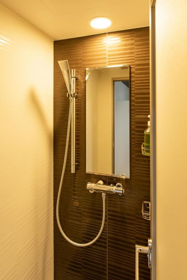 First Cabin Haneda Terminal 1 Токио Экстерьер фото